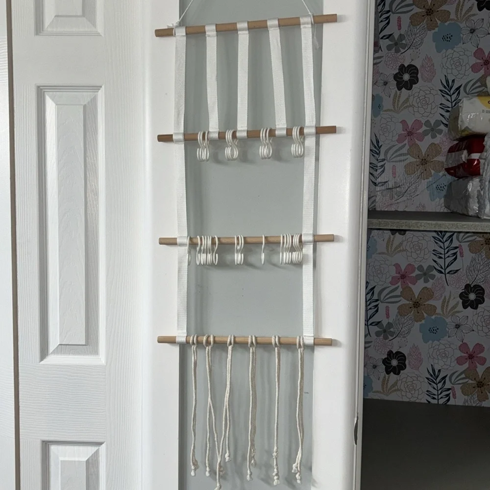 Girls headband and clip bows holder display
